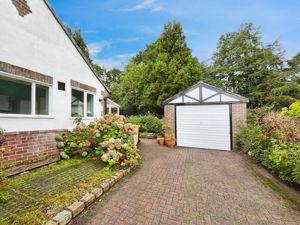 Garage- click for photo gallery